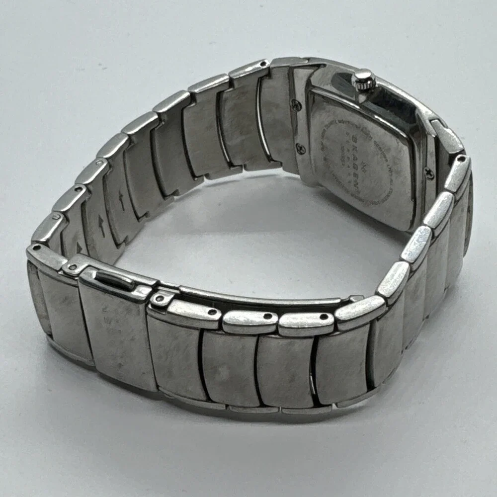 Skagen 380SSX Women's Silver Stainless Steel Analog Dial Quartz Watch AEA278